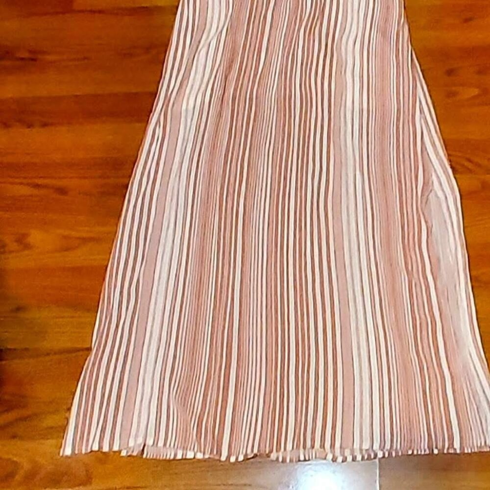 C Woman's pink stripe Dress Sz L Key Hole Back Maxi Side Slit's Sliming Feminine - Picture 2 of 10
